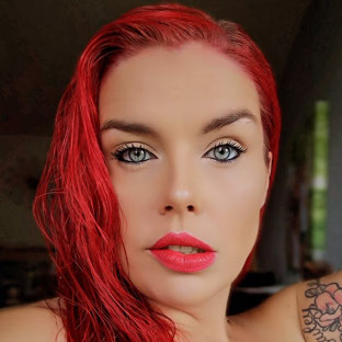 CristinaDeLuxe