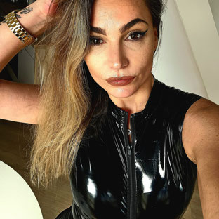 Dutch Goddess Coco