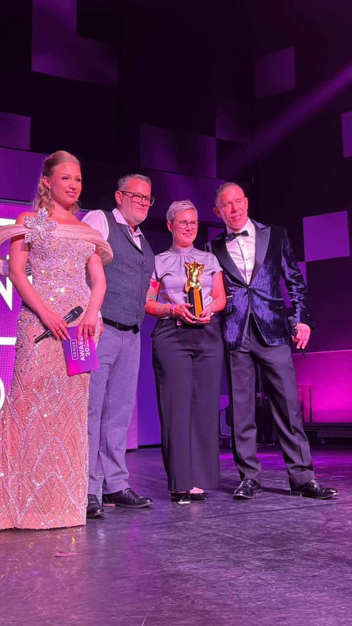 Großer Sieg in Berlin: Famez.com holt den Venus Award 2025