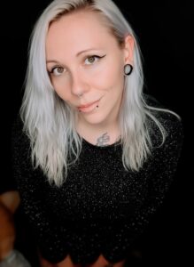 Zwischen High Heels und Herzklopfen – die neue Generation deutscher Creatorinnen