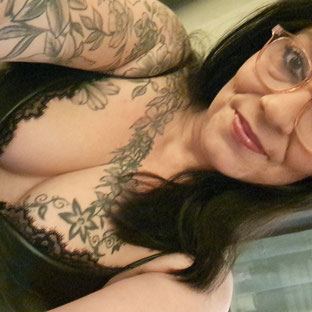Hot kitty